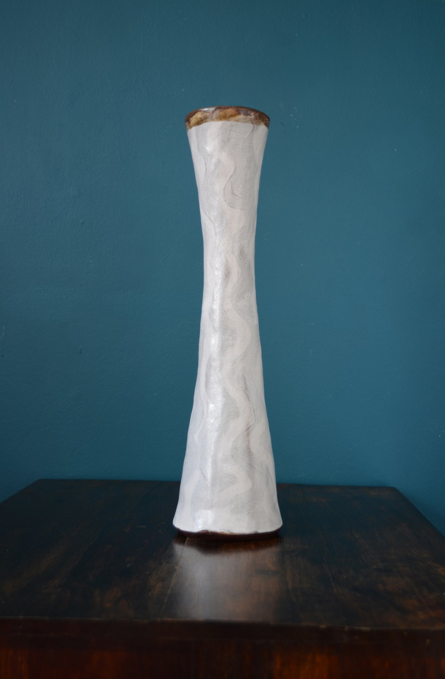 White flame - Stoneware ceramic vase