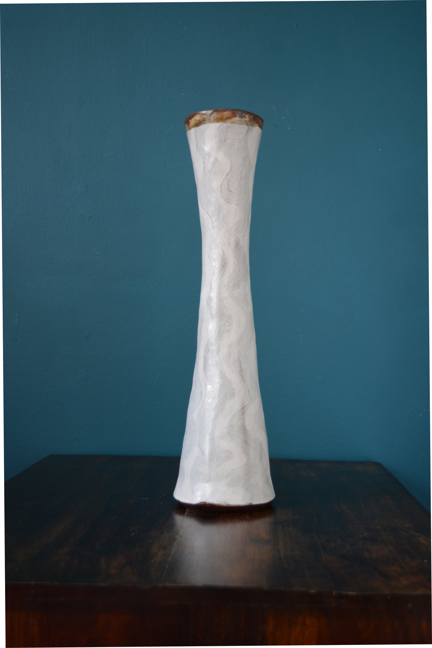 White flame - Stoneware ceramic vase
