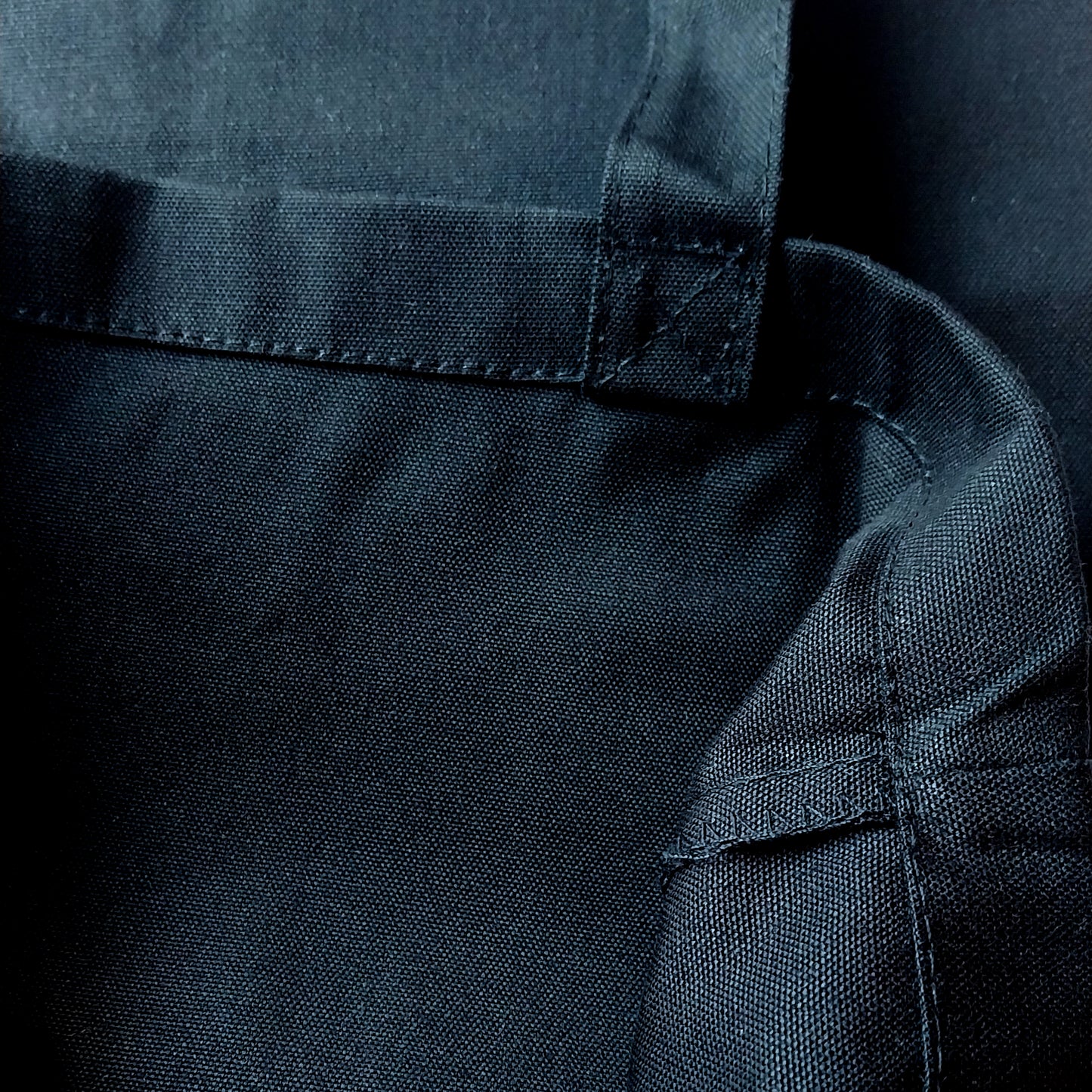 The garden - Premium Tote Bag in Natural unbleached canvass or Black